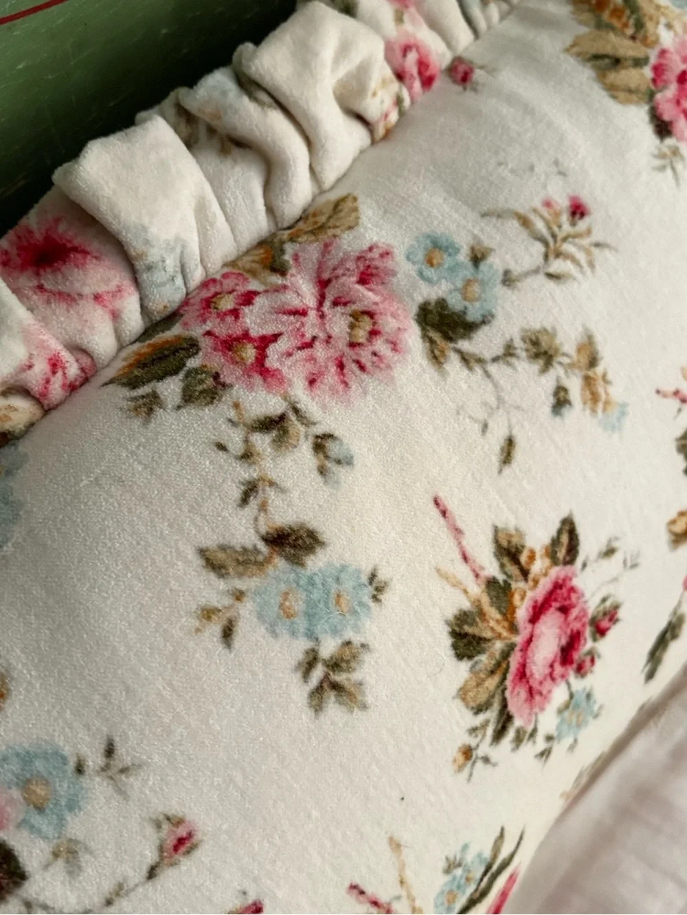 Floral Ruffle Accent Pillow in Cream and Pink